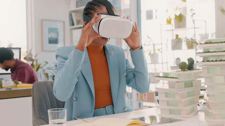 VR.jpg 6