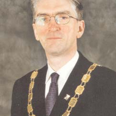 Robert D Mason