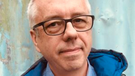 Des Cairns.jpg