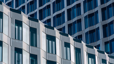 facade-9182972_1280.jpg 1