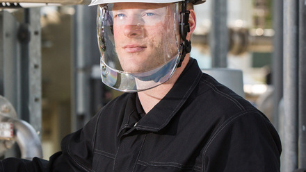 06_MSA-Safety-Integrated-Head-and-Face-Protection_White-Paper_EN.jpg 2
