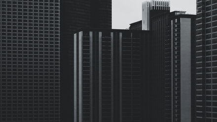 traf-sL7w1eUfHJQ-unsplash.jpg